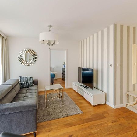 Apart111 Apartament Rodzinny 3 Pokoje - 2 Sypialnie- Sauna, Silownia Колобжег Екстериор снимка