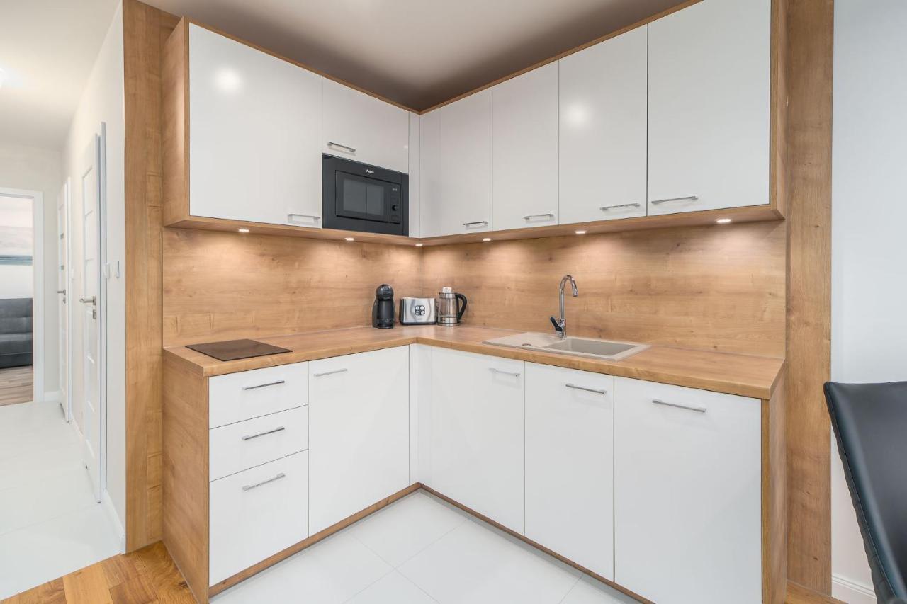 Apart111 Apartament Rodzinny 3 Pokoje - 2 Sypialnie- Sauna, Silownia Колобжег Екстериор снимка
