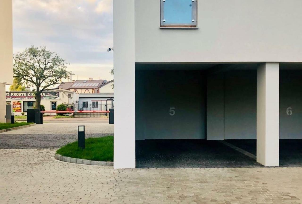 Apart111 Apartament Rodzinny 3 Pokoje - 2 Sypialnie- Sauna, Silownia Колобжег Екстериор снимка
