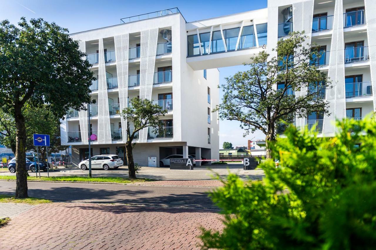 Apart111 Apartament Rodzinny 3 Pokoje - 2 Sypialnie- Sauna, Silownia Колобжег Екстериор снимка